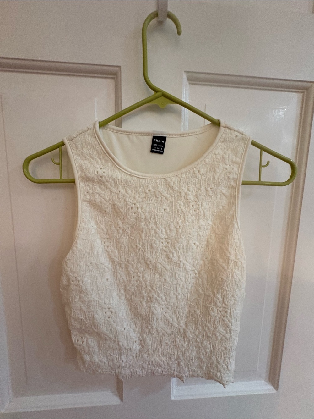 SHEIN Cream Lace Sleeveless Crop Top XS